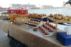 Finger-Food-Dubai-Boat-Catering-10