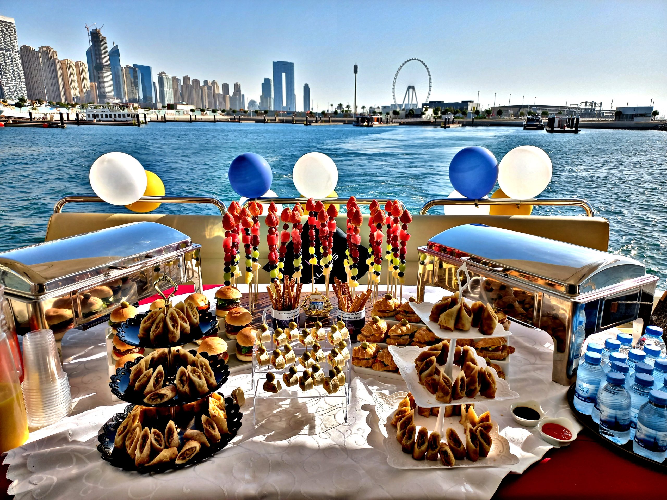 Dubai Yacht Tour BBQ & Drinks - Yacht Party in Dubai